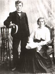 Отец - Денис Андреевич, мать- Анастасия Алексеевна, 1906 г.